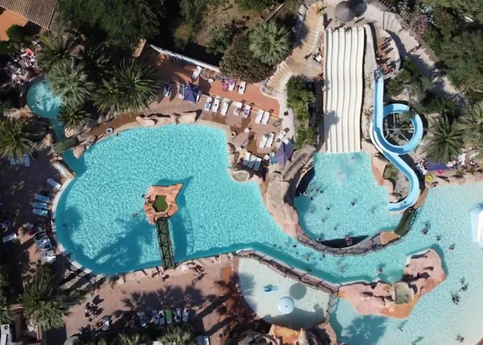 Zecamping 4 Avec Parc Aquatique Club Enfant Animations Sauna Hammam 4*